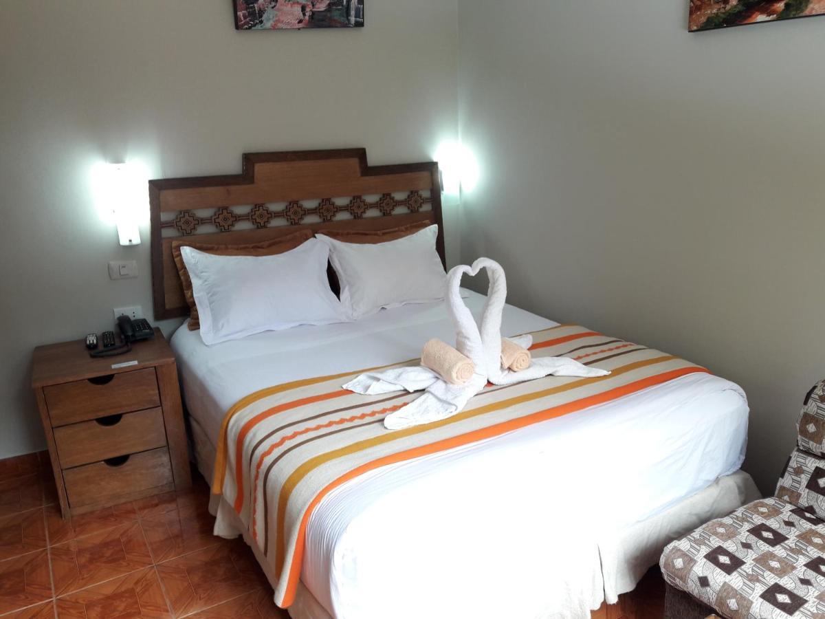 Hostal Vista Waynapata 123 Machu Picchu Exterior photo
